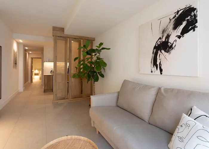 Reina Victoria Velazquez Apartment Alicante