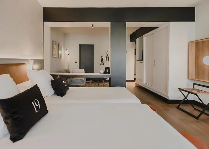 Best Valencia Hotels For Families With Kids near Oceanografic Valencia