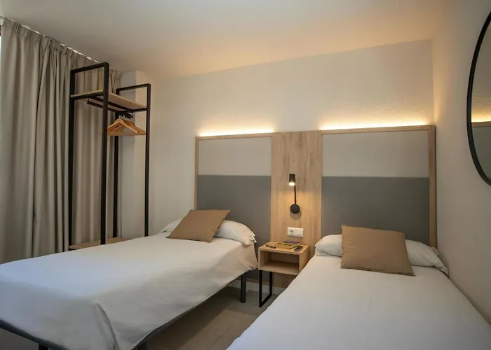 Dynastic Rooms Apartments Benidorm