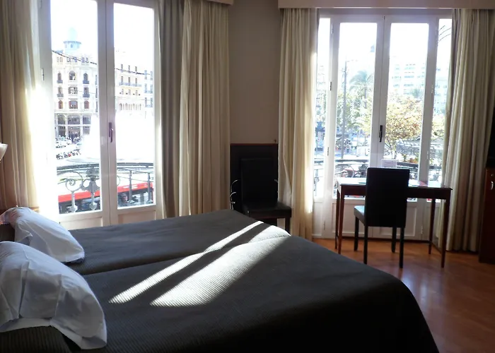 Lucena del Cid Hotels